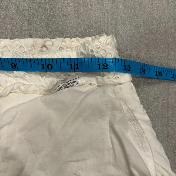 ❤️Host Picks❤️[XS]Guess NAJM Skirt with perforations - Picture 13 of 14